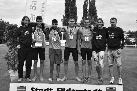 Jugend M15 Niklas Kaul wurde Deutscher Meister im Neunkampf mit neuer deutschen Bestleistung. In der Einzelwertung der M15 überragte Niklas Kaul (4. v.l.) mit fünf Einzel-Bestleistungen (100m, 80mHürden, Diskus, Kugel und Hochsprung), einem herausragendem Speerwurf auf 64,35 Meter und dem Sieg mit 5.