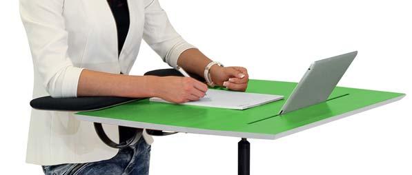Zubehör für die rolls-pultplatte Stifteschale Herausschwenkbare Stifteschale für die Anbringung an der Unterseite der