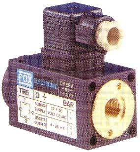 TR5 Drucktransmitter /4 G - innen und Cetop-Anschluss T TR5 - Drucktransmitter geben ständig ein Signal direkt proportional zum gemessenem Druck.
