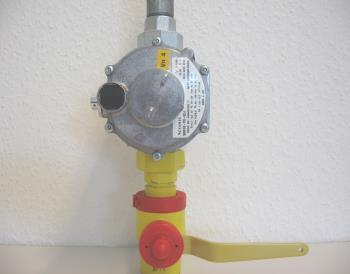 Actaris SER 10 Gas-Druckregelgerät mit Gasmangelsicherung Einbaulage waagerecht oder senkrecht,