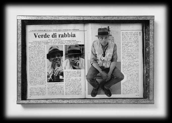 Verde di Rabbia, 1980 Art: Zeitschrift L Espresso, gestempelt in verzinktem Eisenkasten