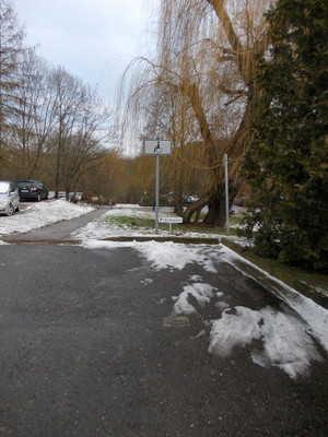 Detailinformationen zu Treppen, Aufzügen / Treppenliften, Rampen, Automaten und speziellen Türen auf dem Weg zu einzelnen Bereichen finden Sie in der