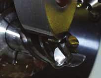 Q-Flute Einsatzbeispiele Anwendungsbeispiel 1 Schleifwerkzeug: D46 Q-FluteXL 60 Schleifmaschine: Reinecker WZS700 Kühlschmiermittel: Öl Hartmetallfräser Ø 20 mm = 160