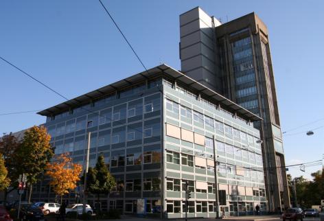 Altgebäude Audimax TU Hochhaus Scheibe Neubau Informatikzentrum (NIZ)