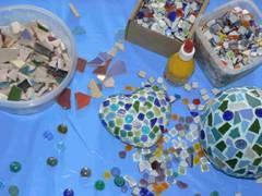 Kreativkurs Art-ige Kinder Wir gestalten ein buntes Mosaikherz Montag, 6. August 2018-30 - Beginn: Ende: Treffpunkt: Worauf ist zu achten?
