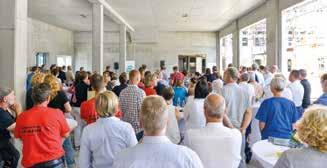 AUS DEN MAIN-KINZIG-KLINIKEN Richtfest in Gelnhausen Rohbau des Erweiterungsbaus am Hauptgebäude fertiggestellt»dies ist ein bedeutender Tag in der Geschichte des Krankenhauses sowie in der