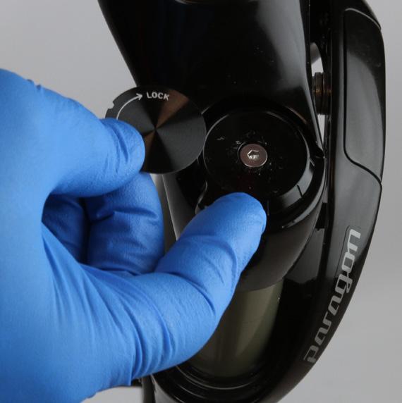 Verwenden Sie für die Wartung von RockShox -Gabeln ausschließlich SRAM Butter- oder Liquid O-Ring PM600 Military- Schmierfett.