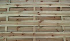 KREUZHOLZ: Insbesondere die Pfostenabmessungen 7 x 7 cm und 9 x 9 cm werden als hochwertiges Kreuzholz eingeschnitten.