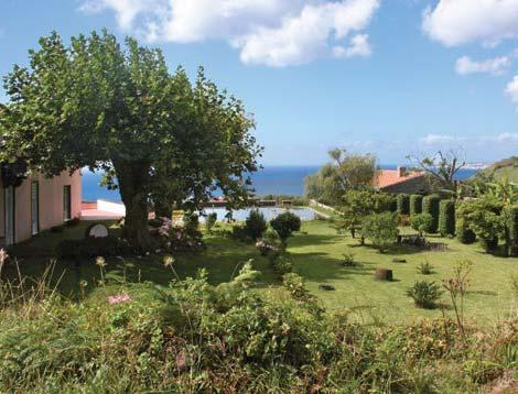 Ideale Unterkunft für Wanderungen im Osten Das Hotel steht im Ort Povoação im Südosten der Insel.