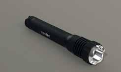 it Taschenlampe (Auszug) Eigenschaften Wahlweise aus Aluminium oder POM schwarz Aufnahme von Flaschen bi