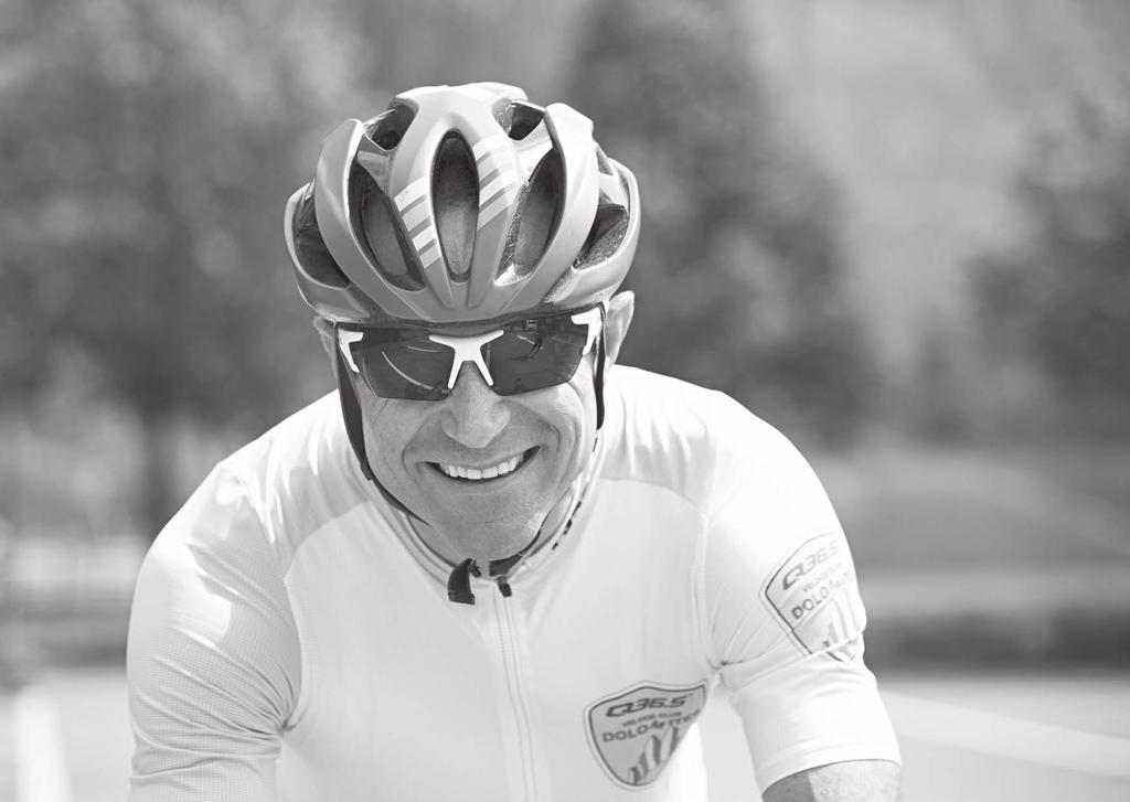 WERDEGANG Mario Kummer Geboren 1962 in Suhl 25 Jahre aktive Radsportkarriere Seit 1998 Events, Motivation