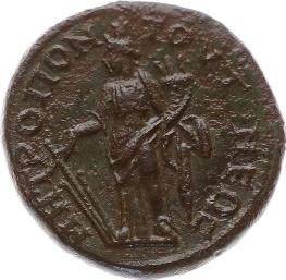 Köpfe des Königs und seiner Gemahlin Pythodoris n.r., Umschrift. Rs.: Kopf des Augustus n.r., Umschrift. 9.15 g.