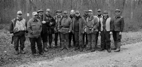 JAGDREISEBERICHT Die IVA-Drückjagd-Gruppe IVA-Drückjagd in Serbien 2008 von Hans-Joachim Schick Seit nahezu 10 Jahren jagt die IVA-Drückjagdgruppe in verschiedenen Jagdländern.