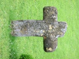 Sühnekreuze Im Gemeindegebiet Hohenburg finden sich drei Steinkreuze, von denen anzunehmen ist, dass es sich um mittelalterliche Sühnekreuze handelt.