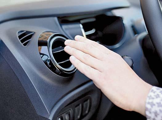Klimaanlage Einlagern Eine Klimaanlage ist heute auch in Klein- oder Kompaktfahrzeugen Standard.