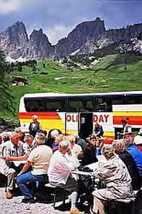 Siedlerreise nach Tirol 2016 Unser langjähriger und verdienter Beisitzer Emil Schilling möchte die einst von Rudolf Persch initiierte und sehr beliebte Siedlerreise nach Jerzens im Pitztal wieder