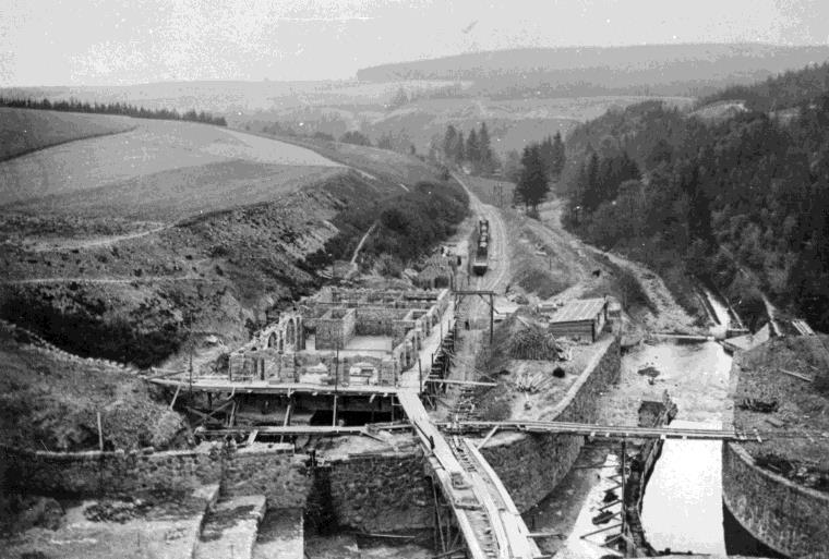 aufgegebenen alten Streckenführung (1913) Foto: Haus der Heimat Freital