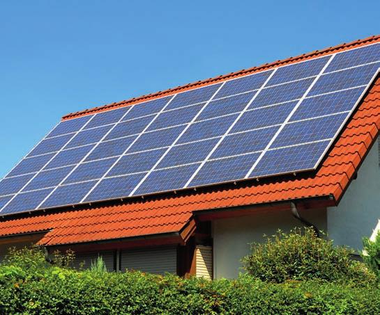 Auch in Bau- und Modernisierungsplänen der Bauherrn spielt die Sonne eine immer wichtiger werdende Rolle. Mit solarthermischen Anlagen z. B. können Heizkosten spürbar gesenkt werden.