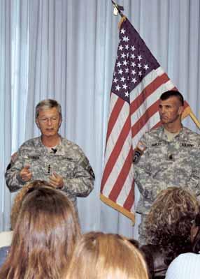 September 5, 2007 Schweinfurt Craddock, Farley to relay local concerns to EUCOM s big system 29 Story and photo by KIMBERLY GEARHART Supreme Allied Commander, Europe, and Commander, U.S. European Command Gen.