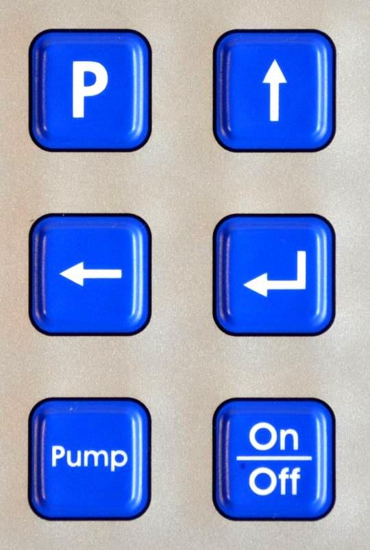 9. Die Tasten P-Taste für Menüpunkte Vorwärts-Taste (plus) Zurück-Taste (minus) Enter-Taste zur Bestätigung Pump-Taste für Pumpen Ein-Aus oder zusätzliches Ausschalten