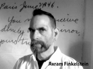 Aids und seine Symbole Einer der Mitbegründer des Silence=Death -Projekts im Jahr 1986 war der Künstler Avram Finkelstein.
