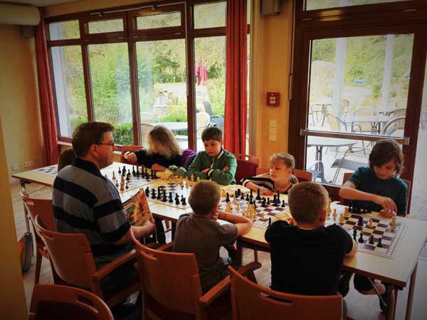 Oberfränkische Schachtage in Schney: Auch bei den diesjährigen Jugendeinzelmeisterschaften des Bezirks in Schney haben dieses Jahr wieder viele Jugendliche teilgenommen.