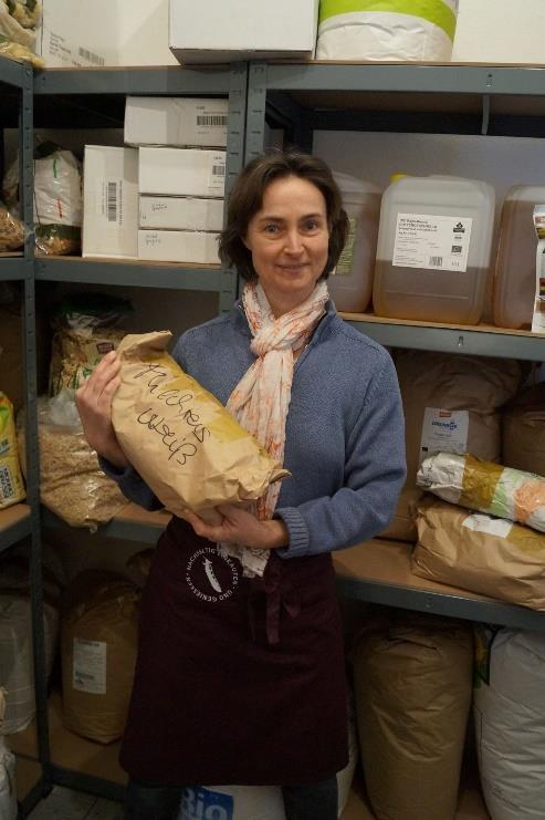 L Unverpackt Münster Anja Minhorst, ausgebildete Diätassistentin und Diplom-Biologin, hat viel Erfahrung mit diversen Küchen und Lebensmitteln.