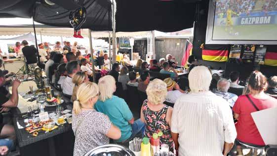 FEUERWEHR Sommerfest GASTSTÄTTE Sängerheim feiert Einjähriges Das traditionelle Feuerwehrfest findet am 25. August ab 15 Uhr am Feuerwehrhaus in der Friedenstraße statt.