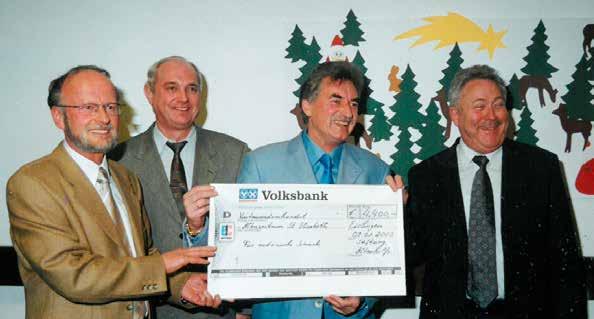Hierzu traf sich am 24. Juni 1997 zunächst der Beirat des Fördervereins Altenheim- Erweiterung um den Stiftungsakt vorzubereiten.