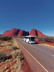 9. Tag Alice Springs Uluru (F/A) Genießen Sie den Panoramablick auf Alice vom ANZAC Hill und besuchen Sie den Stützpunkt des Royal Flying Doctors Service sowie die historische Telegrafenstation.