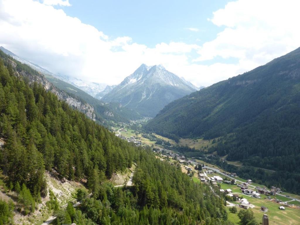 Abbildung 10: Blick auf das Val d'hérens hinter Evolène Unsere zweite