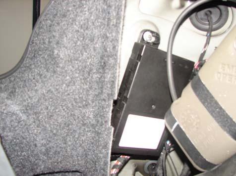 Bild 1: Abdeckung in auf der Fahrerseite im Kofferraum