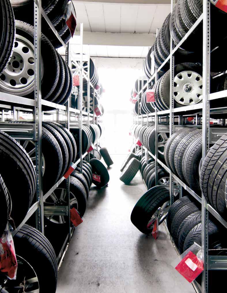 122 Reifen schonend lagern: Regale mit abgerundeten Traversen