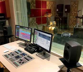 Bei Musiksessions, die in den Aufnahmestudios stattfinden, werden mit dem ON AIR flex die Tonmischungen für die Musiker vorgenommen und Live-Aufnahmen direkt ins Radioprogram eingespielt.