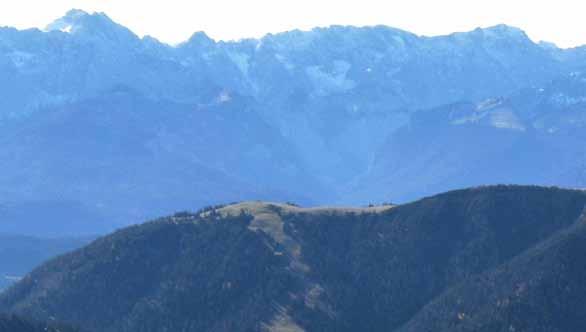 Bergtour (a) Datum Sonntag, 12. Mai 2019 Wank 1780m / im Estergebirge Bergtour auf den Wank 1780m, Der Auf- und Abstieg erfolgt entlang einfacher Wege vom/zum Bahnhof Garmisch- Partenkirchen.