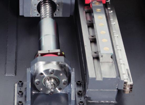 Optionen Werkstück- und Werkzeugvermessung Kühlmittel durch die Motorspindel Türautomatik Hydraulikeinrichtung für Spannsysteme Linearmaßstäbe in Y- und Z-Achse Luft durch die