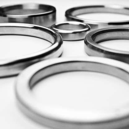 Ring-Joint-Dichtungen Überblick Grundsätzlich zählen Ring-Joint-Dichtungen zu den sichersten und hochwertigsten metallischen Dichtungen überhaupt.