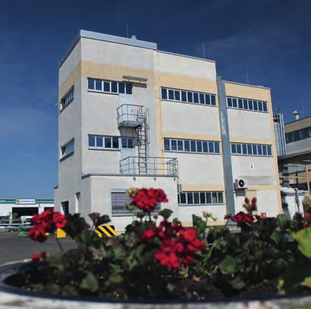 Standort Dieburg Übernahme des Standorts 2009 45 Mitarbeiter Herstellung von Spezialchemikalien im Tonnenmaßstab 40 Reaktoren (30 l bis 10 m3) Flexible Verkupplung der Reaktoren für mehrstufige