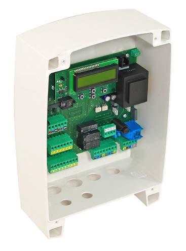 I-Schleifen zur Grünanforderung und zwei Rot/Grün Ampeln 30V, 0W ( u. ). Steckplätze für optionalen Funkempfänger und I-Schleifendetektor ( od.