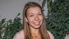 Hallo ich möchte mich Ihnen kurz vorstellen. Mein Name ist Fiona Ufer (22) und ich bin die neue Religionspädagogin im Vorbereitungsdienst in Wolnzach.