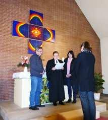 Aufgrund ihrer Tätigkeit als Gemeindehelferin, u.a. als Leiterin der Jugendgruppe in Füchenfeld wurde die Beauftragung zur Lektorin für die Kirchengemeinde Neuenhaus auf unsere Gemeinde erweitert.