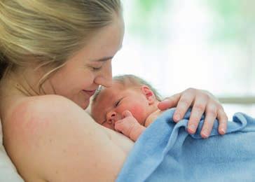 Die Geburt Ihres Kindes individuell & sicher BONDING Als Bonding bezeichnet man den innigen Beziehungsaufbau zwischen Mutter/Vater und dem Neugeborenen.