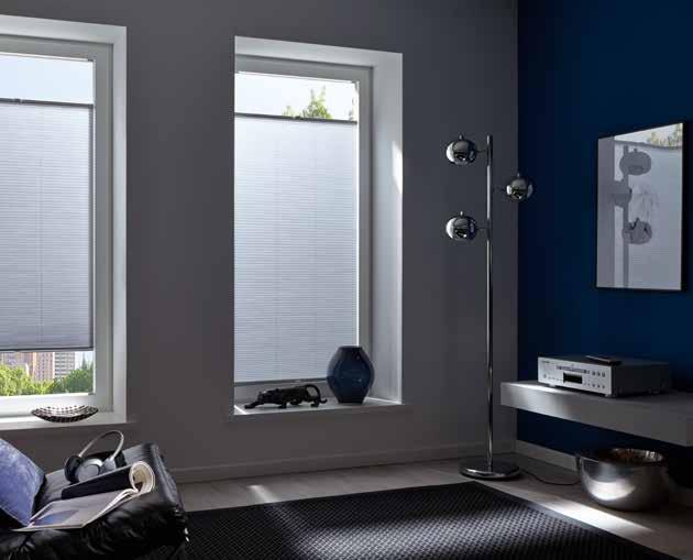 Denn Plissees garantieren eine leichtgängige und stufenlose Einstellung. So kann der Behang nach oben oder unten frei am Fenster positioniert werden.