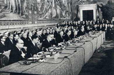 60. Jahrestag der Unterzeichnung der Römischen Verträge Überzeugt, dass die Liberalisierung des Handels für die Europäer Wachstum, Wohlstand und dauerhaften Frieden mit sich bringen würde,