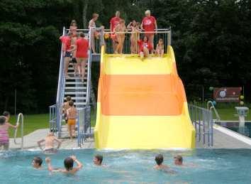 Familiencampen im Freibad Du bist mit Deinen Eltern zum gemeinsamen Schwimmen, Spielen, Campen eingeladen am mit lustigem Rutschen-Contest 16. und 17.