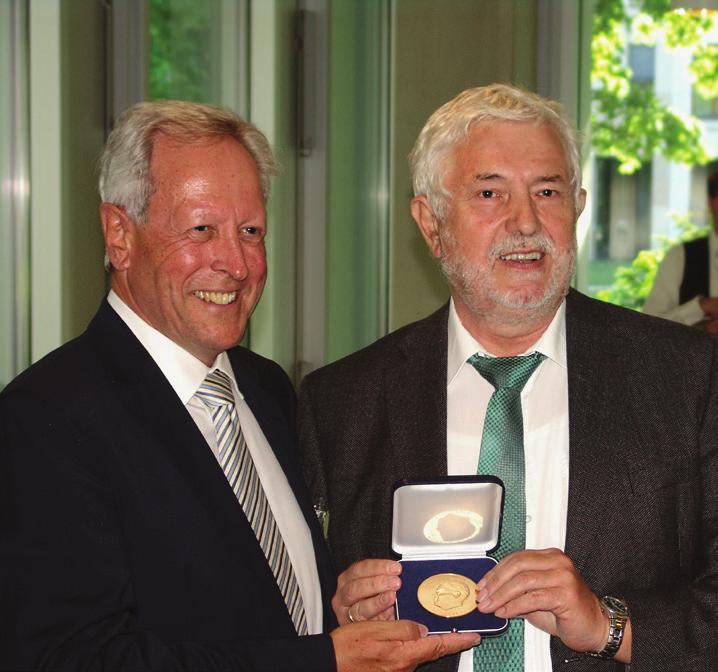 Auszeichnungen & Ankündigungen Dr. Peter Sauerwein mit Wilhelm-Klauditz-Medaille ausgezeichnet Ankündigung: 18.