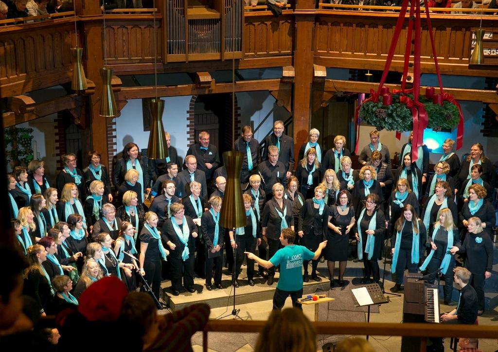 L Ort Singers Chor aus Leidenschaft Aus der Idee, das kirchenmusikalische Spektrum zu beleben und zu erweitern, entstand 2011 in der Ev. - Luth.