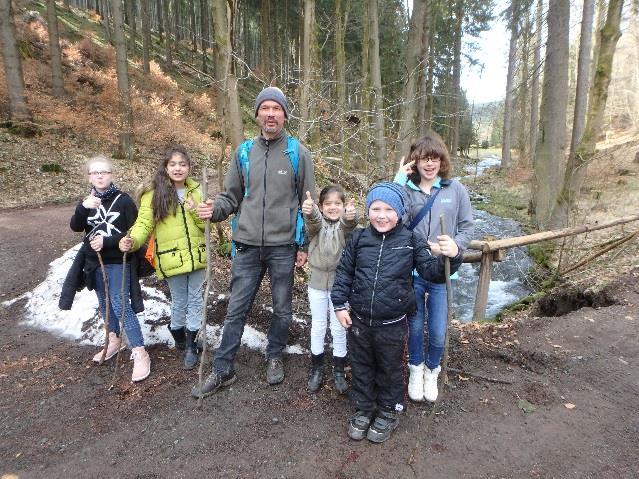 Eine Ferienfreizeit ging für fünf Kinder auf eine Bergwachthütte am Rennsteig.