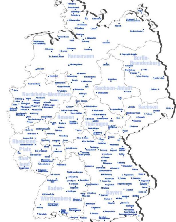 Wer sind die Wirtschaftsjunioren Deutschland? Deutschlands größter Verband junger Unternehmer und Führungskräfte unter 40 Jahren Mehr als 10.