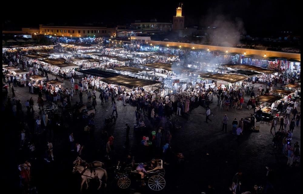 REISEPROGRAMM ENDURO TOUR MAROKKO 2019 Die Stadt Marrakesch, oft auch die "Perle des Orients" genannt, ist unser Ausgangspunkt. Die ganze Vielfalt des orientalischen Lebens spiegelt sich hier wieder.